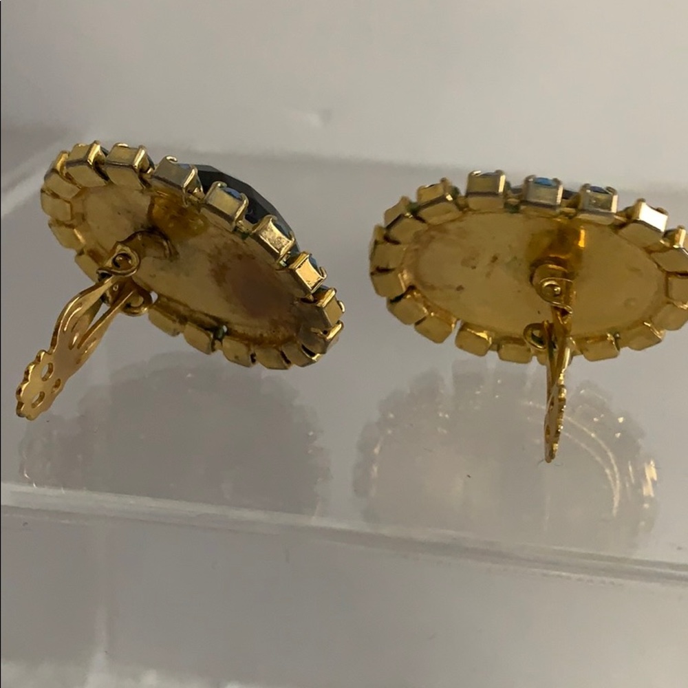 3/$10 - Rhinestone Statement Earrings - Picture 3 of 8